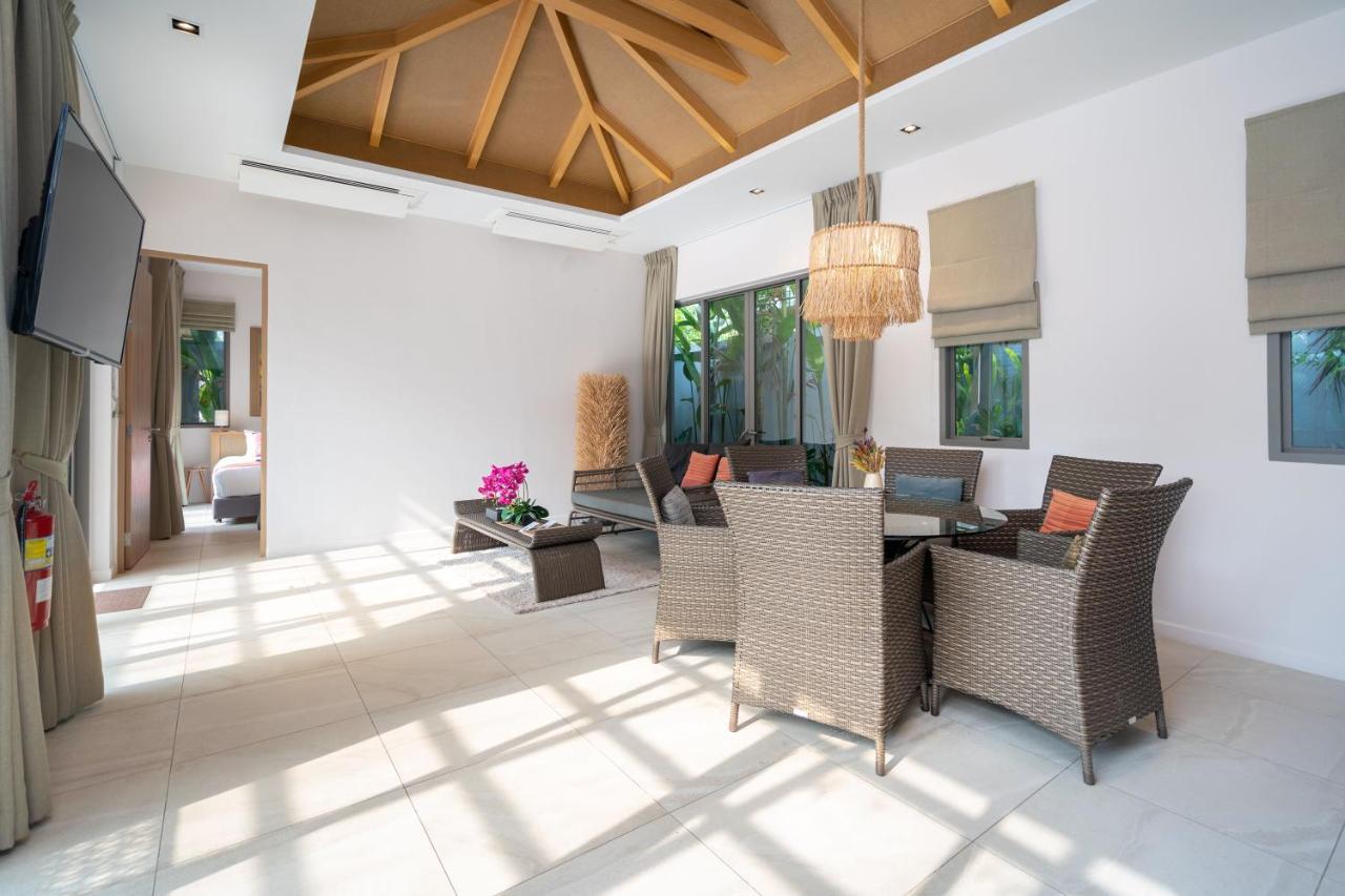 Dalaa 9 Villa Kamala Beach Exterior photo